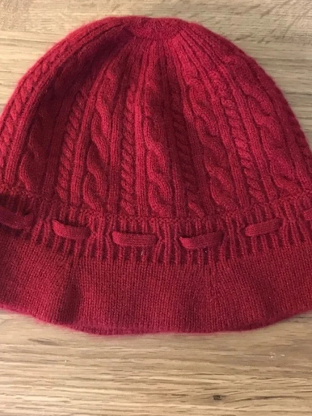 ANN TAYLOR 100% Cashmere Cable Knit Beanie and Scarf Set - Berry Pink